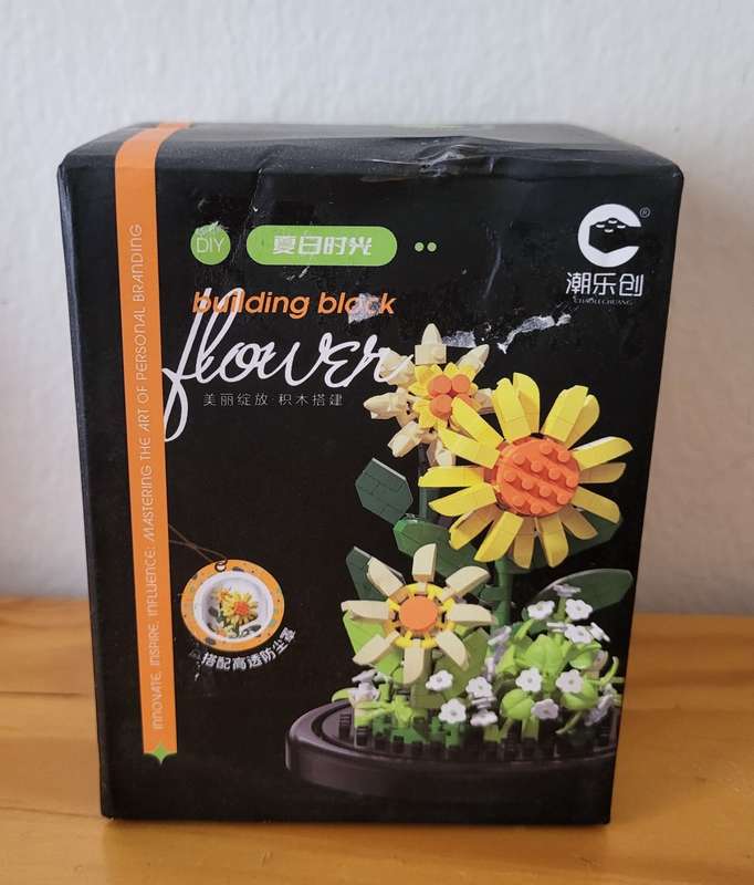 Generic LEGO flower | Mini Sunflowers | With Acrylic Cover