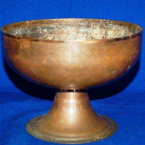 Copper Pedestal Bowl - Needs a good clean - Height 130mm Diameter 180mm
