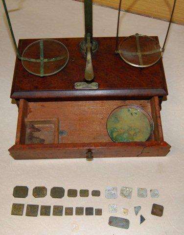 Antique Apothecary Scale Allen & Hanburys London. 20 assorted Drachms,Scruples and Grain weights.
