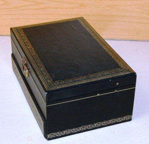 Stunning Jewellery Box with Key - Made by MELE U.S.A. - 320mm X 210mm X 130 Deep