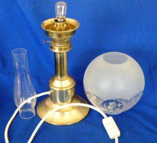 Vintage G.V. Harnisch Efth Grundlagt 1842 Brass Kerosene Lamp (Electrified) in working order.