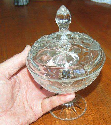 Attractive Glass " Sweetie " Dish - Height 180mm Diameter 120mm