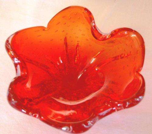 Red Glass Murano ? Ashtray with Controlled Bubbles - Diameter 200mm Height 80mm
