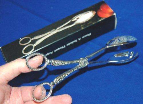 Boxed Silverplated Salad Tongs - Length 215mm