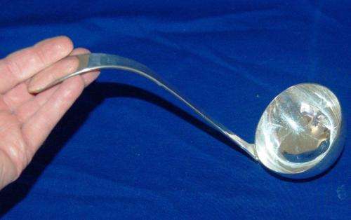 Fabulous Quality Louis Plate EPNS Ladle - Length 260mm