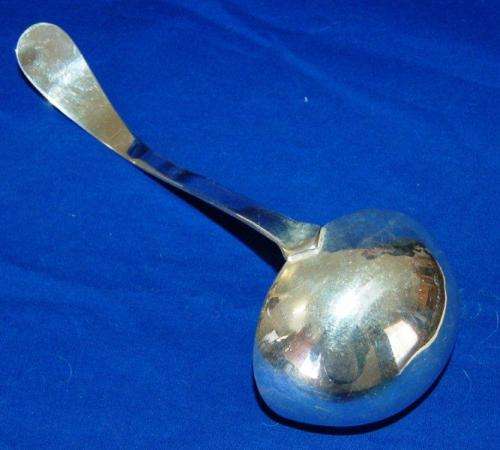 Fabulous Quality Louis Plate EPNS Ladle - Length 260mm