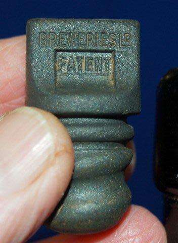 4 Vintage South African Beer Bottles & 1 Green Bottle - See Description for details.