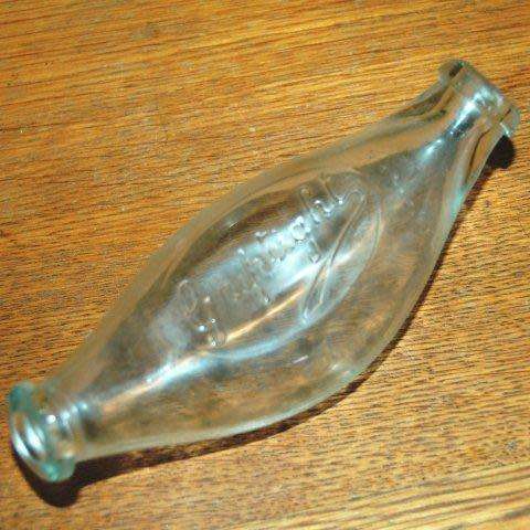 Vintage Griptight Baby Bottle - Measurements in Ounces & Tablespoons - Length 140mm