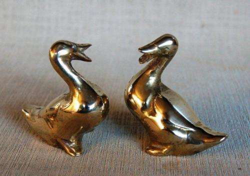 Family of 5 Vintage Solid Brass Ducks (Weight 1.85kg's) Tallest 90mm
