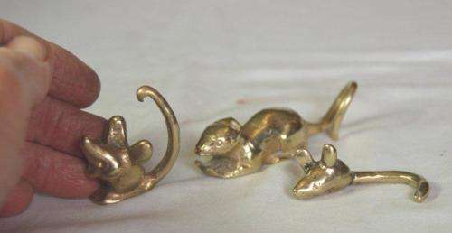 2 Brass Mice and a Rat - Rats Length is 80mm - All sold as one lot.