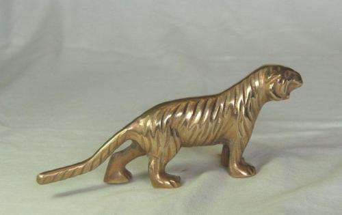 2 Quality Brass Stylized Tigers - Longest is 180mm - As per pictures and sold as one lot.