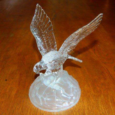 Stunning Crystal Fish Eagle - With Fish in Talons - Height 200mm - Excellent Condition
