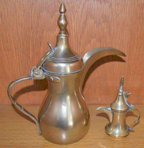 2 Quality Brass Arabic Dallah Coffee Pots - Large Pot Height 235mm Small Pot 120mm