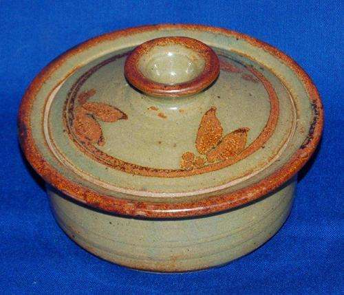 Small pot with lid