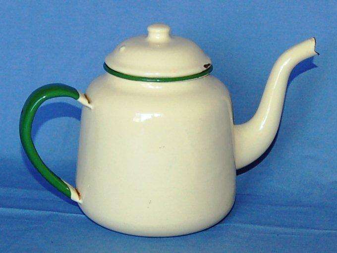 Vintage Cream Coloured Enamel Teapot  -  Height 155mm Diameter 125mm
