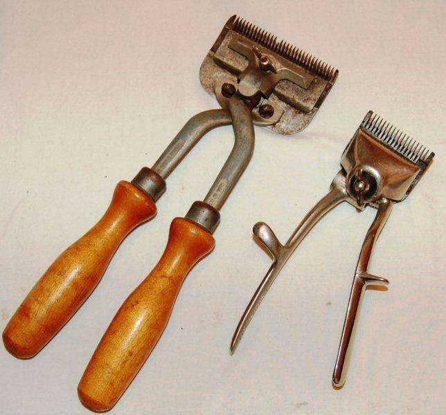 2 Pairs of Vintage Hair Clippers - See details below