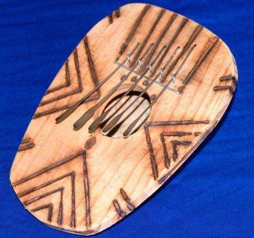 Kalimba "Ethnic Finger Piano" - Lovely sound with Seed Pod Base - Length 185mm