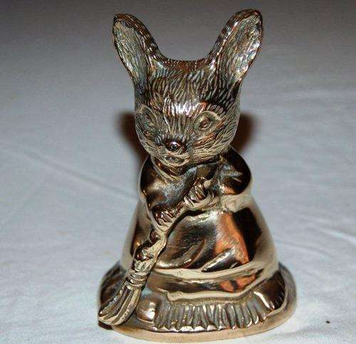 Stunning High Quality Brass Mouse with Broom - Height 113mm