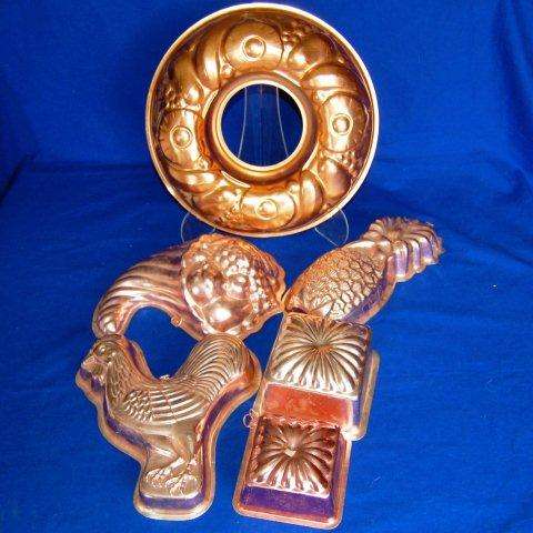 Great selection of 6 moulds - The large round one has a diameter of 335mm and a depth of 70mm