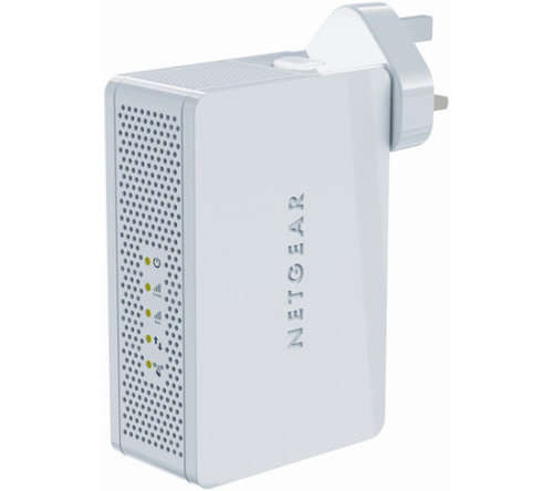 Netgear - WiFi Router - 4-port switch and USB together with 2 Netgear Wifi Extenders and 2 ANT
