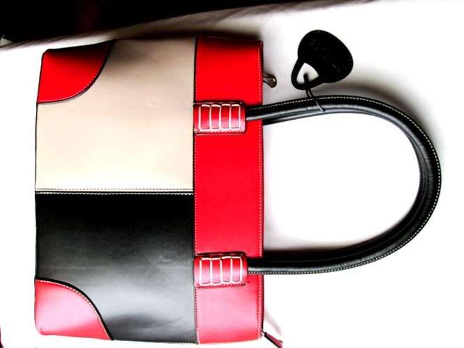 Prasdos Handbag