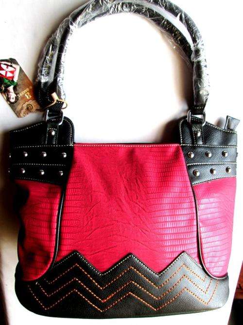 B- BAKERS HANDBAG