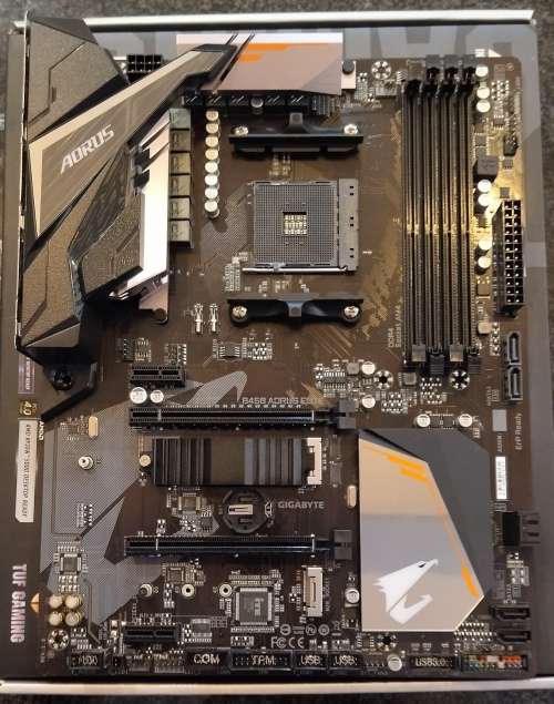 Gigabyte B450 AORUS ELITE V1 AMD Motherboard (Good Condition - Please Read Description)