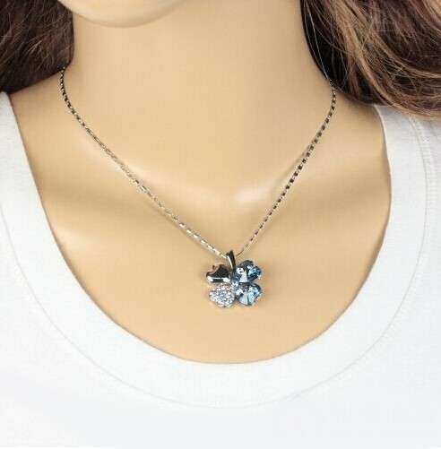 Austrian crystal four leaves necklace
