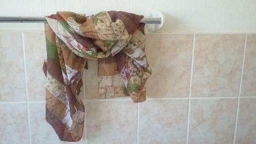 3 Fashion scarfs in one batch
