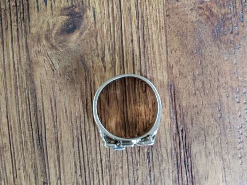 Retro 9ct Gold Signet Ring with tiny Diamond (UK size 10)
