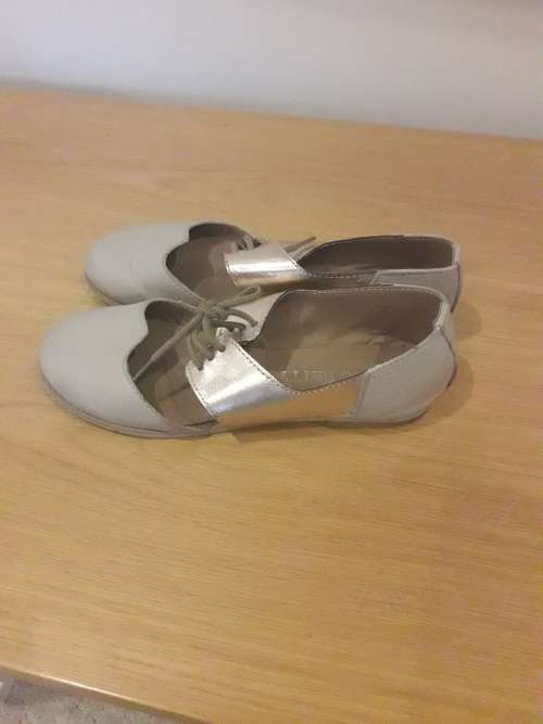 Blu Betty Pipa genuine leather rose gold flats