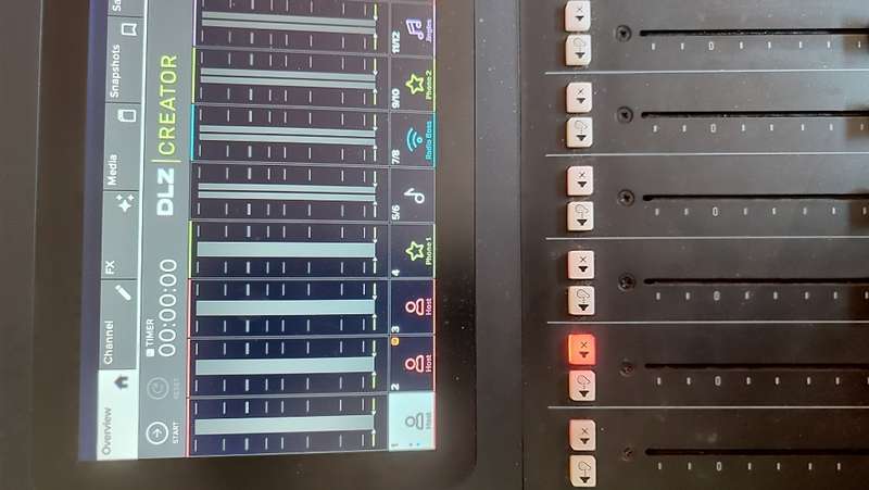 Mackie DLZ Creator - Adaptive Digital Mixer for Podcasting & Streaming