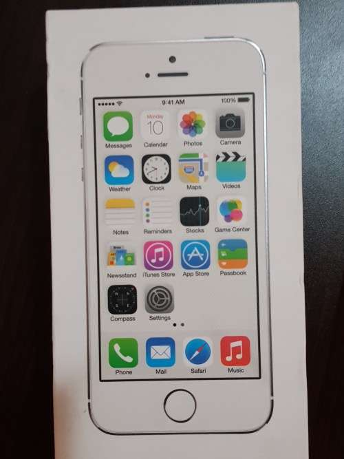 iPhone 5s - 16 GB - Box Included - Good Condition - 3-4 Years Old