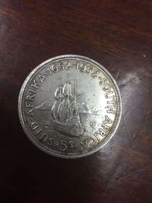 1952 CROWN SA UNION 5 Shilling UNION OF SOUTH AFRICA 5SHILLING