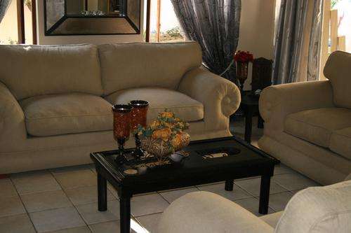 Wetherlys Lounge Suite