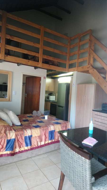 Dikhololo studio unit (4 people) 20-27 December 2019