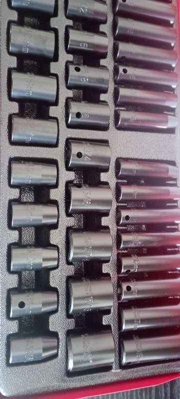 *Value over R2200* Chrome Vanadium -brand new 38 piece impact driver set