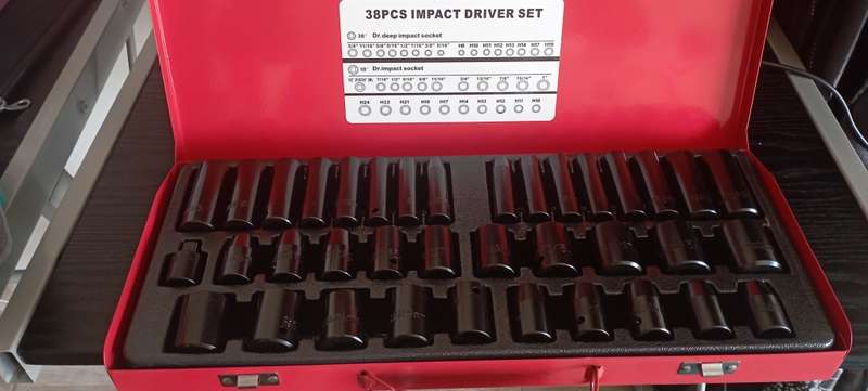 *Value over R2200* Chrome Vanadium -brand new 38 piece impact driver set