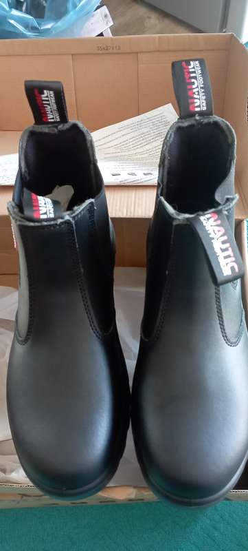 Nautic Safety Boots - Chelsea style size 6