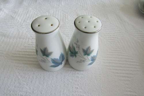 Noritake Vintage Series Salt & Pepper cellars