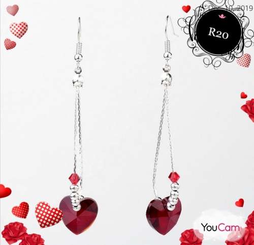 Glass Dangle Earrings, Heart, with Brass Earring Hooks, Silver, Red