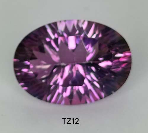 5.67ct PINK MYSTIC QUARTZ