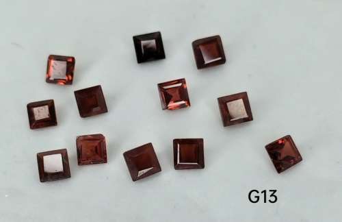 4ct GARNET LOT