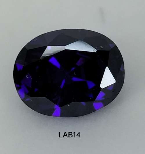 4.14ct RICH VIOLET CUBIC ZIRCONIA