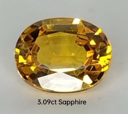 3.07ct GOLDEN YELLOW SAPPHIRE