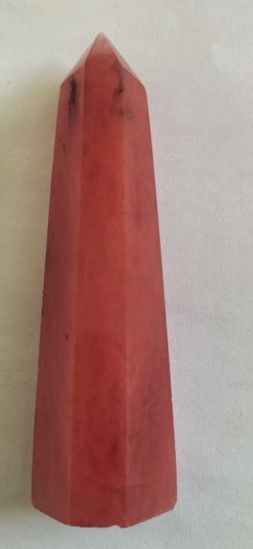RED QUARTZ CRYSTAL TERMINATED TO A POINT