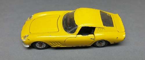 Vintage Dinky # 506 Ferrari 275GTB YELLOW - Rare Circa 1965