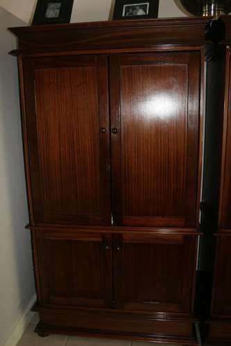 Set of Mahagony Display/TV Cupboards