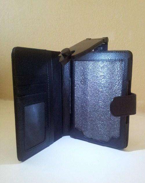 @ In Stock *Full Cover Kindle 4 Leather Case with Reading Light!! In Stock!**