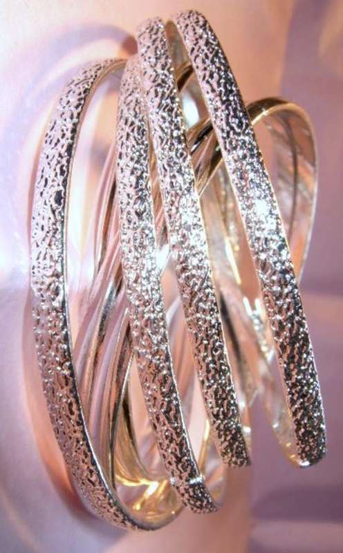VINTAGE YELLOW GOLD SERPENT BANGLE-PERFECT